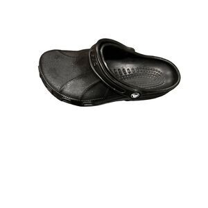 Crocs clogs shoes size 9-11